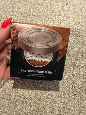 Smashbox Halo Fresh Perfecting Powder - Brown